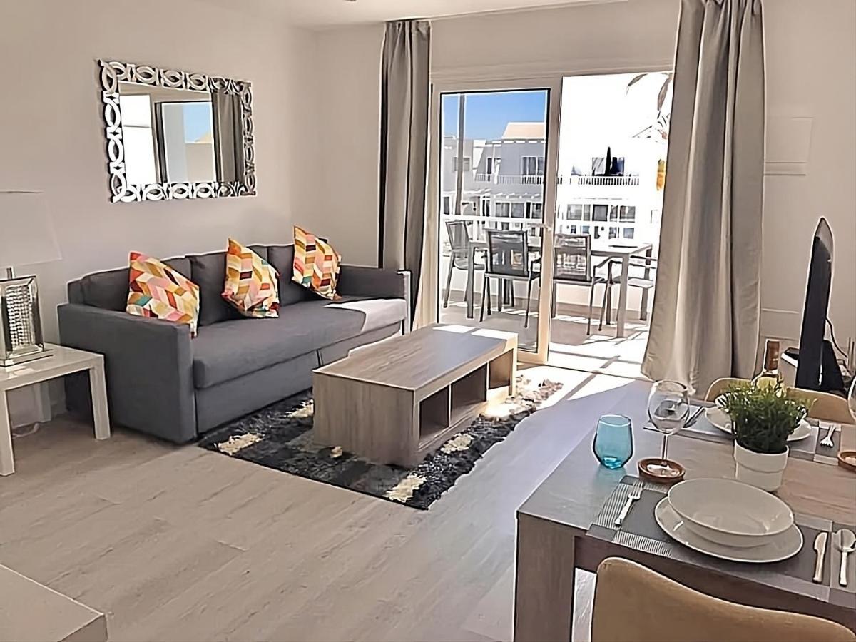 2 Bedroom Atlantic View Apartment Puerto del Carmen  Buitenkant foto