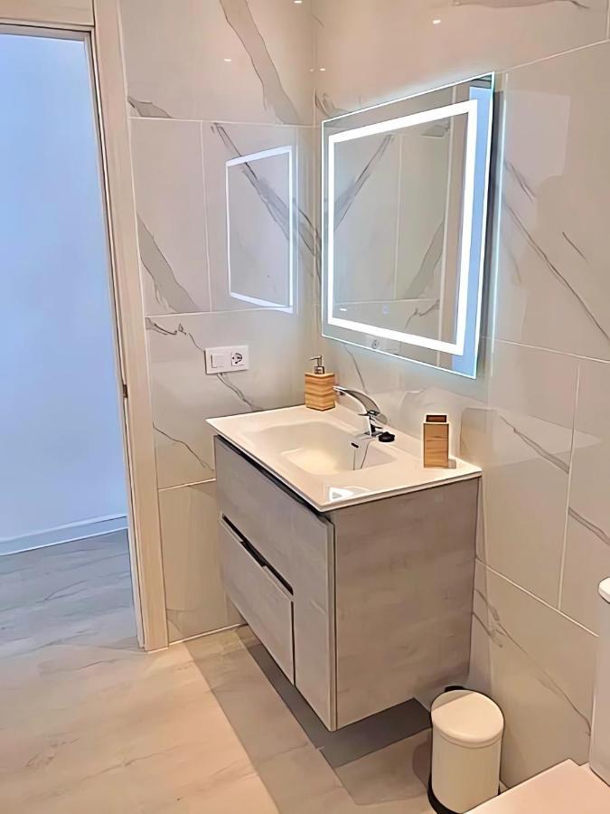 2 Bedroom Atlantic View Apartment Puerto del Carmen  Buitenkant foto