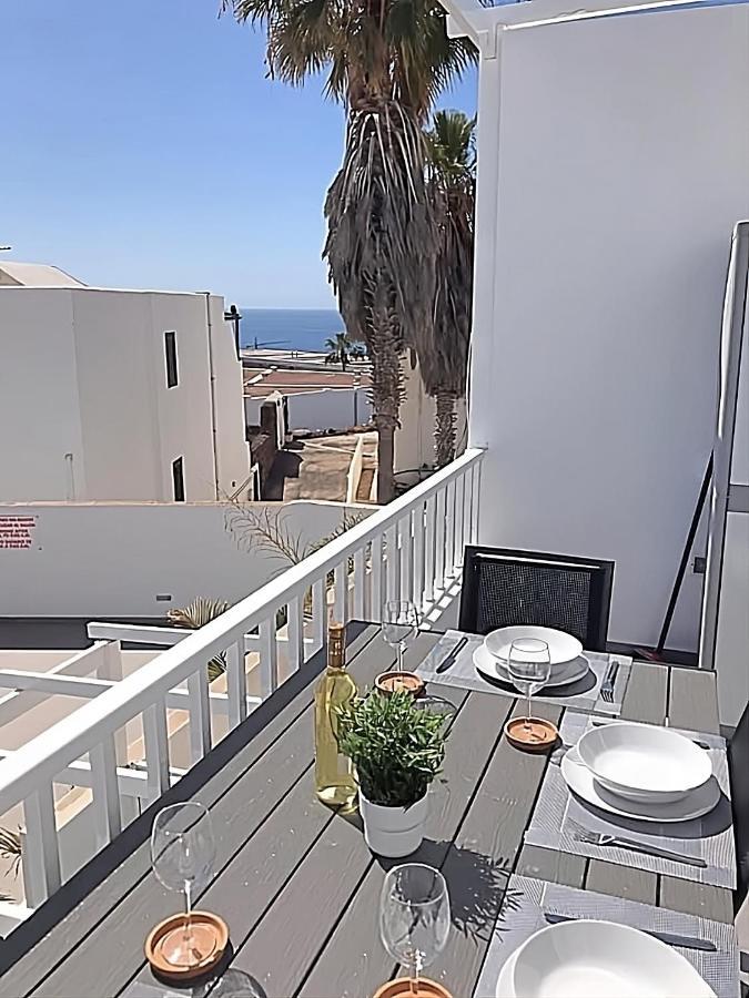 2 Bedroom Atlantic View Apartment Puerto del Carmen  Buitenkant foto